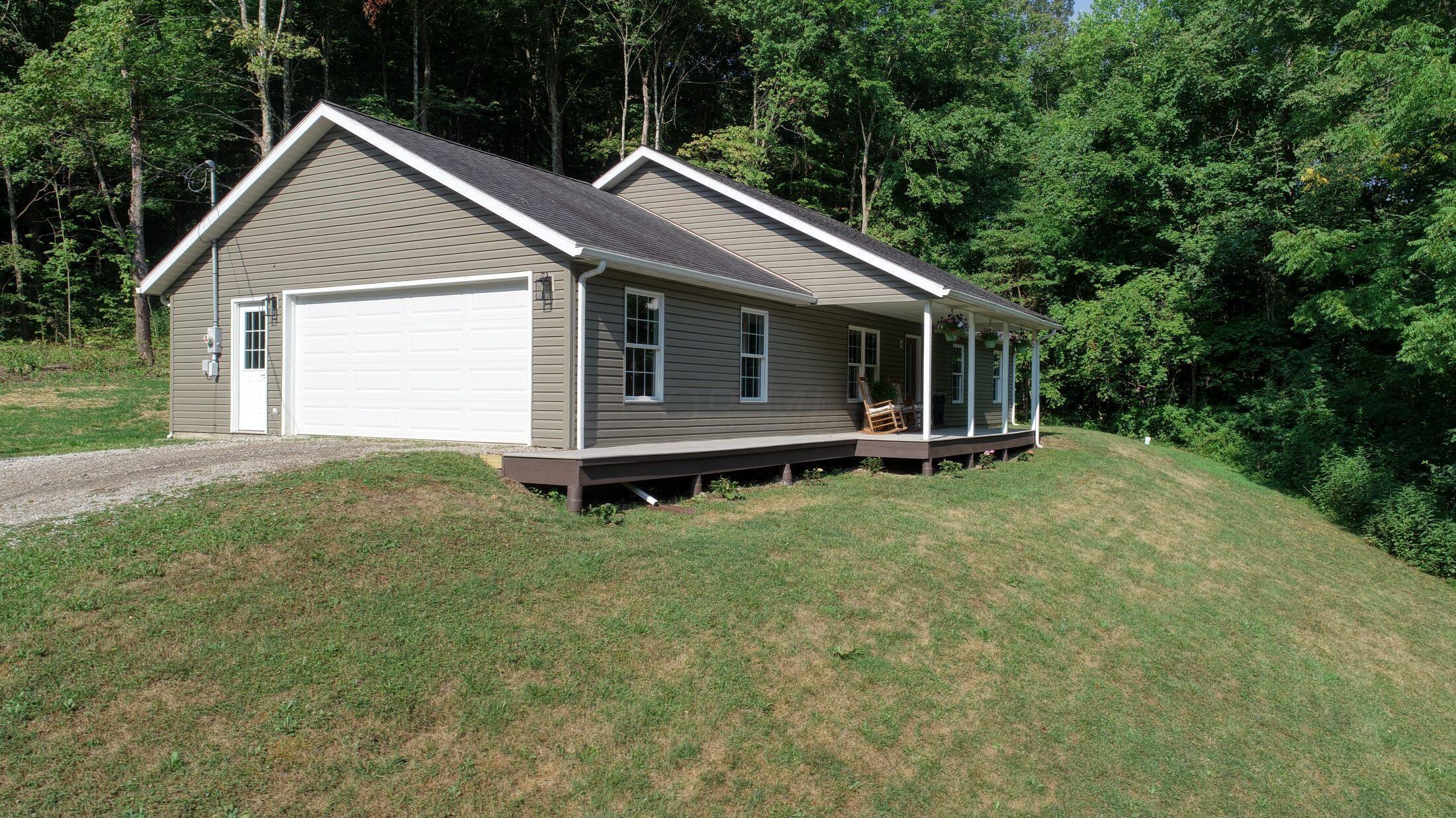 13182 Peacock Road Cambridge, OH 43725 - Photo 5 of 43 EF9VlMlW