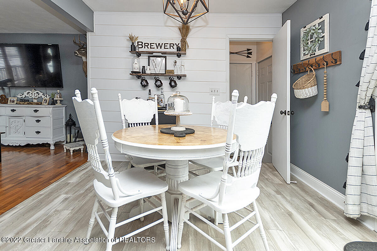 4158 Sleight Road Bath, MI 48808 - Photo 7 of 28 Dinning Room