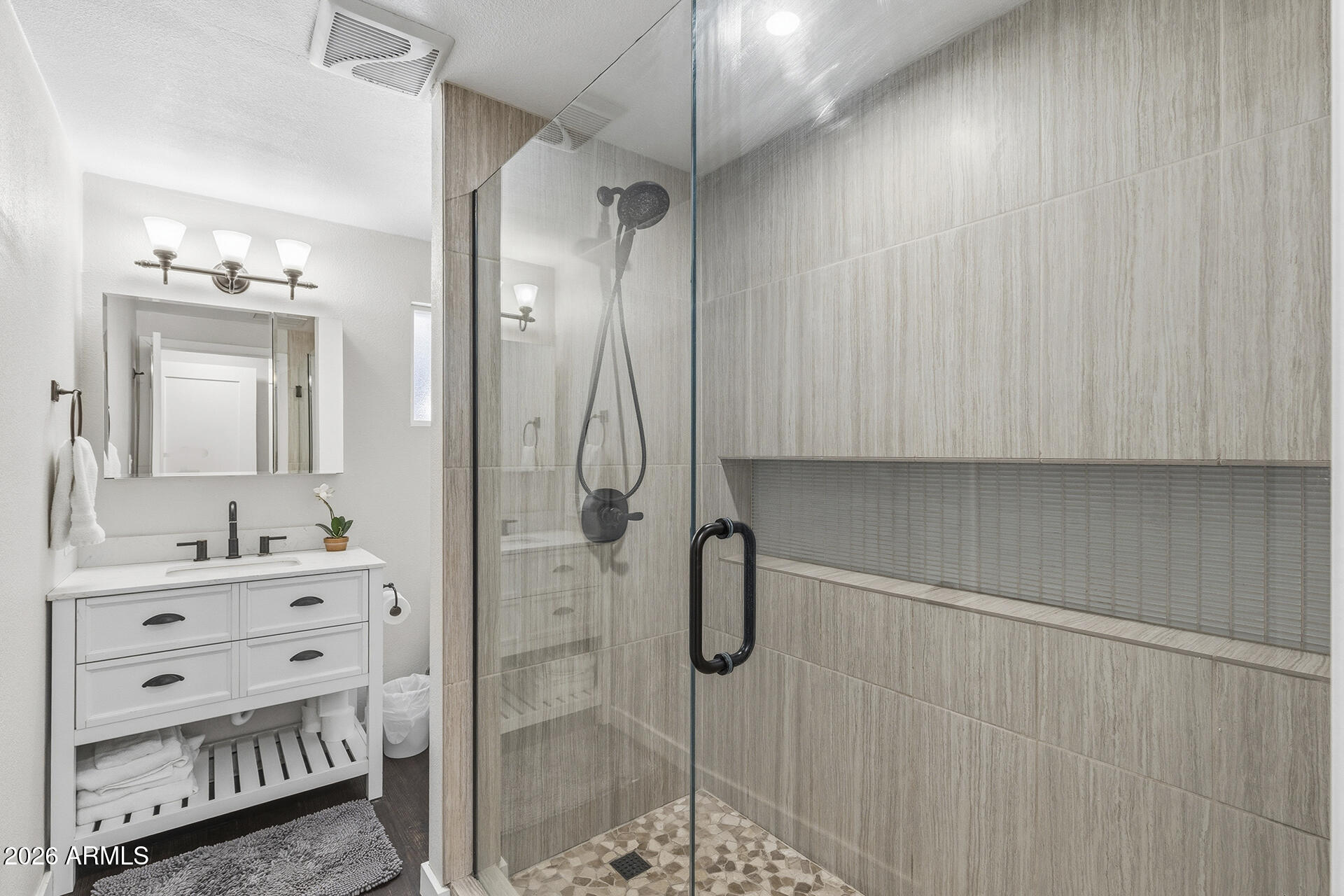 5228 North 15th Street Phoenix, AZ 85014 - Photo 85 of 96 Casita Shower