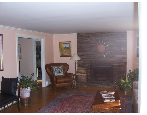 2 Hutton Road Dover, MA 02030 - Photo 6 of 10 Gallery Image 6