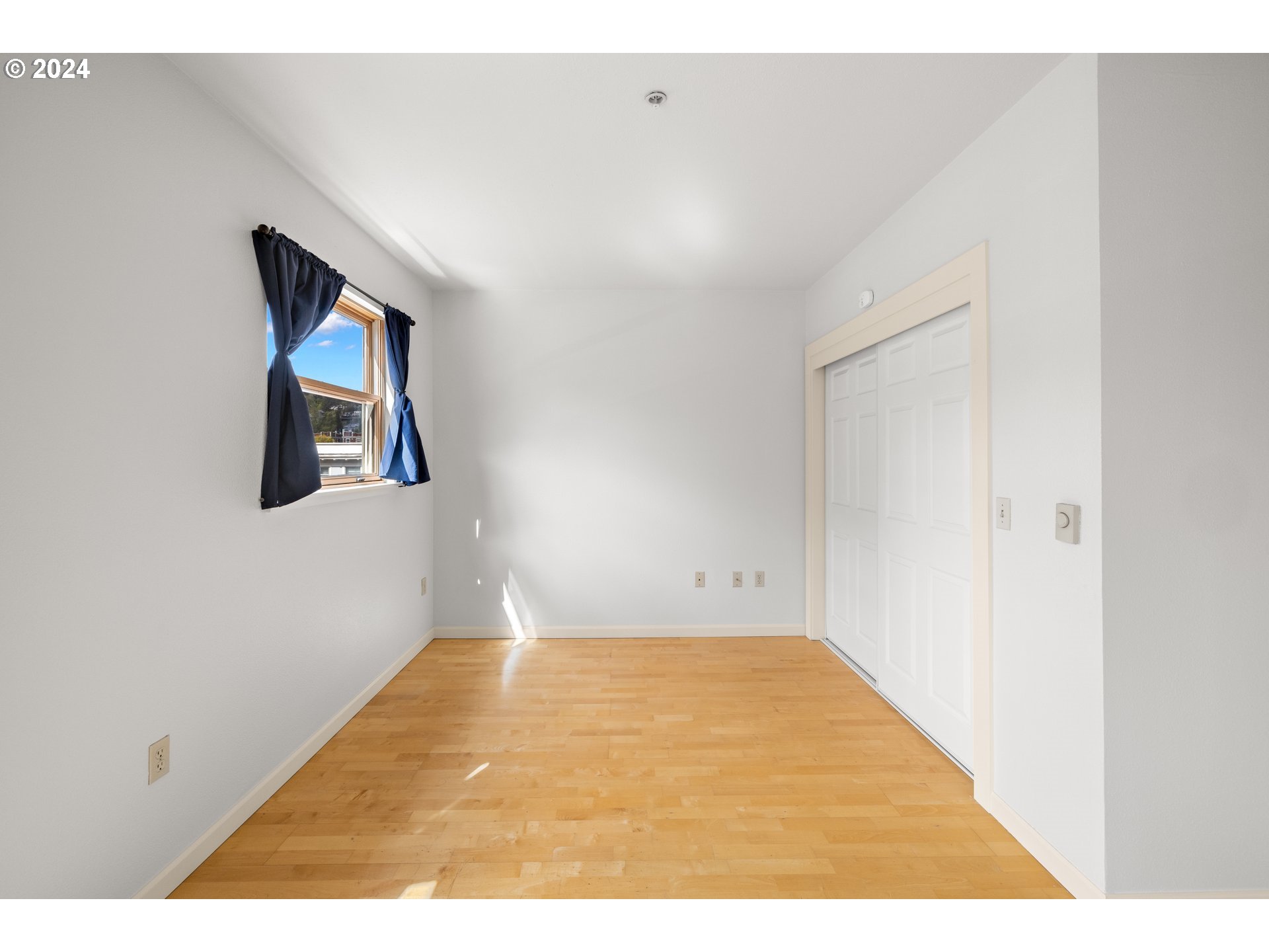 1134 Southwest Jefferson Street, Unit 508 Portland, OR 97201 - Photo 15 of 29 a view of an empty room