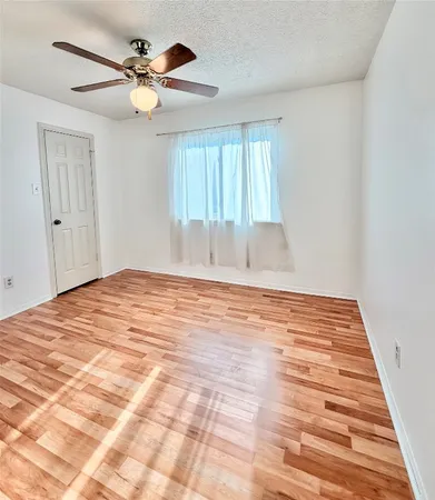 $2,500 | 6315 Seegers Trail Drive, Houston, TX 77066