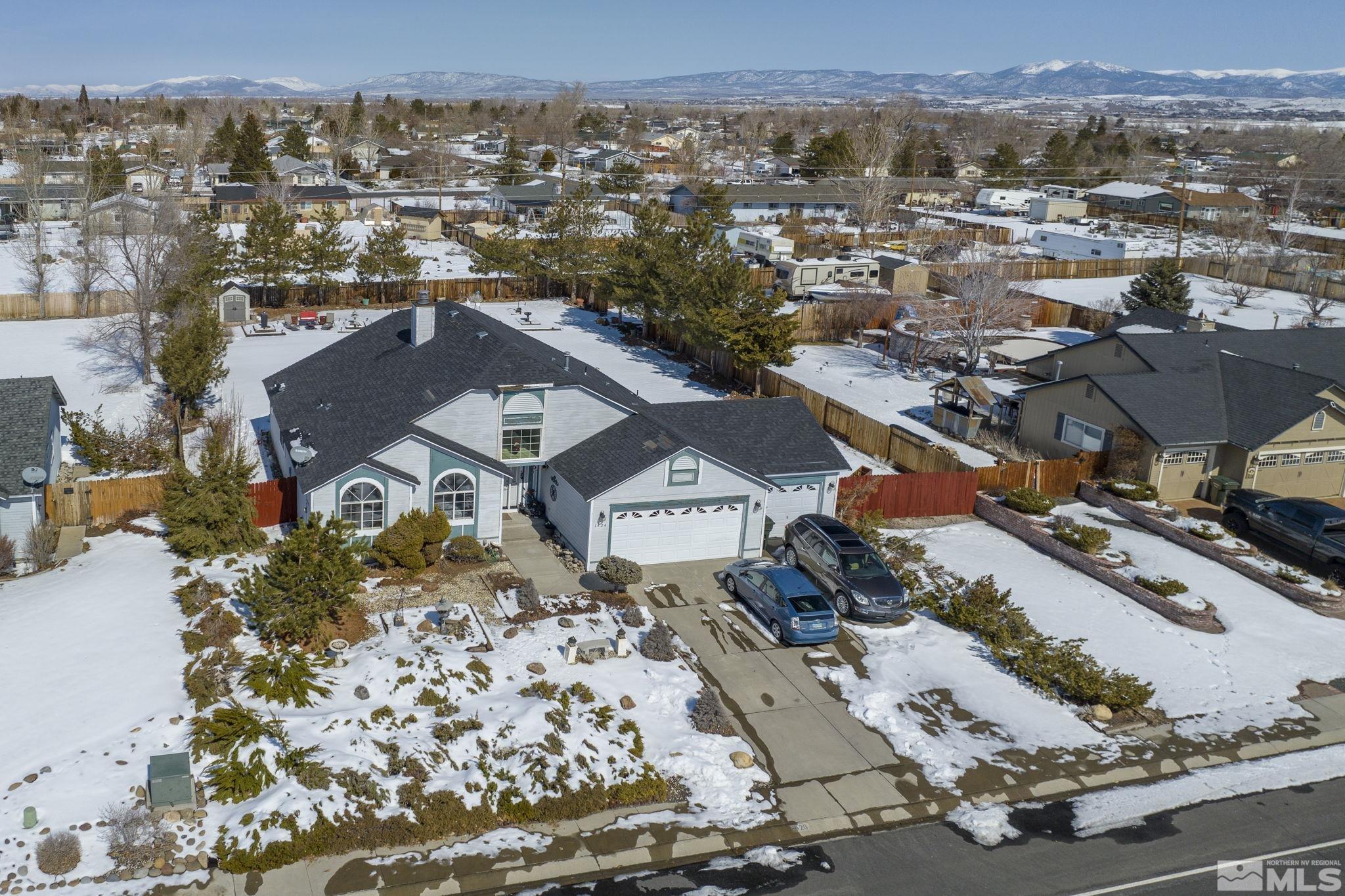1426 James Road Gardnerville, NV 89460 - Photo 6 of 38 Photo 6