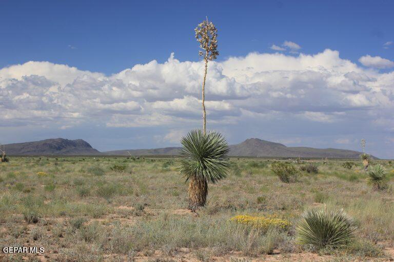 5 Sec 11 Sunset Ranch, Unit 54 El Paso, TX 79928 - Photo 6 of 7 a view of a lake