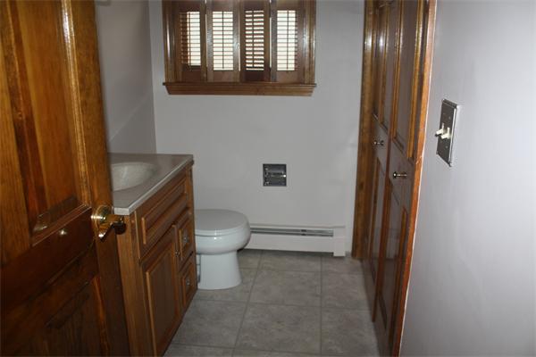 15 Ida Road Worcester, MA 01604 - Photo 8 of 30 Gallery Image 8