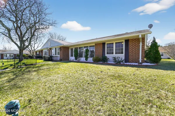 $274,000 | 1263 B Hamilton Court, Lakewood, NJ 08701