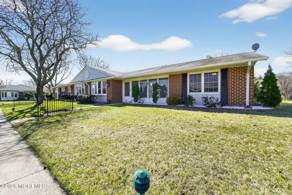 $274,000 | 1263 B Hamilton Court, Lakewood, NJ 08701