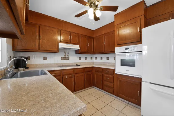 $274,000 | 1263 B Hamilton Court, Lakewood, NJ 08701
