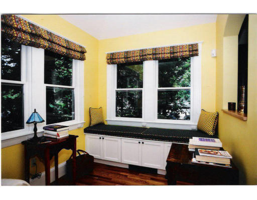64 Oak Cliff Road Newton, MA 02460 - Photo 10 of 21