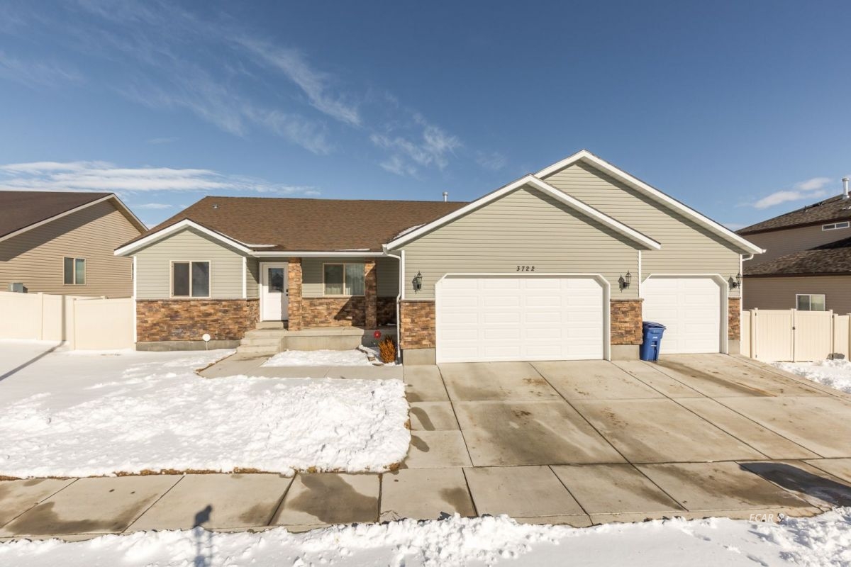 3722 Valley Ridge Avenue Elko, NV 89801 - Photo 4 of 30 Gallery Image 4