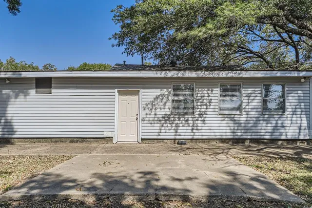 $1,295 | 224 East Boyd Street, Bonham, TX 75418