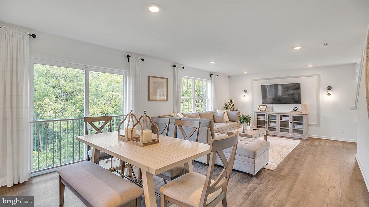 Similar model, not the actual home