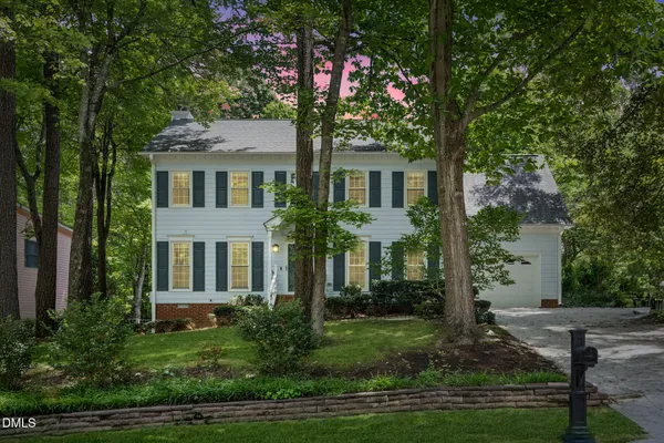 $560,000 | 102 Canyon Run, Cary, NC 27513