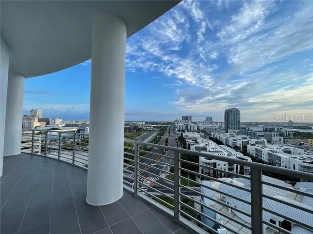 a view of outdoor space with city view