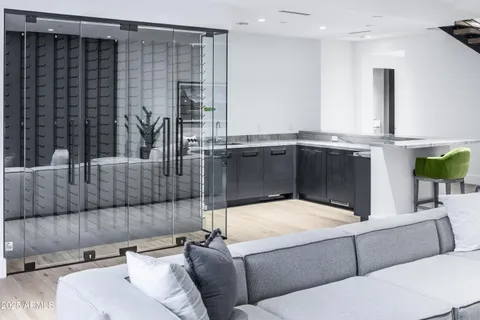 $5,495,000 | 6850 East Joshua Tree Lane, Paradise Valley, AZ 85253