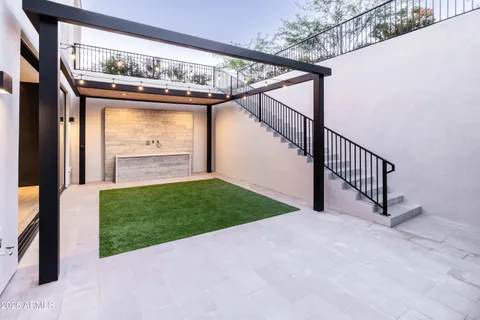 $5,495,000 | 6850 East Joshua Tree Lane, Paradise Valley, AZ 85253