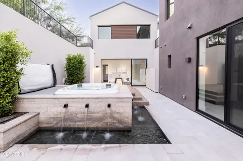 $5,495,000 | 6850 East Joshua Tree Lane, Paradise Valley, AZ 85253