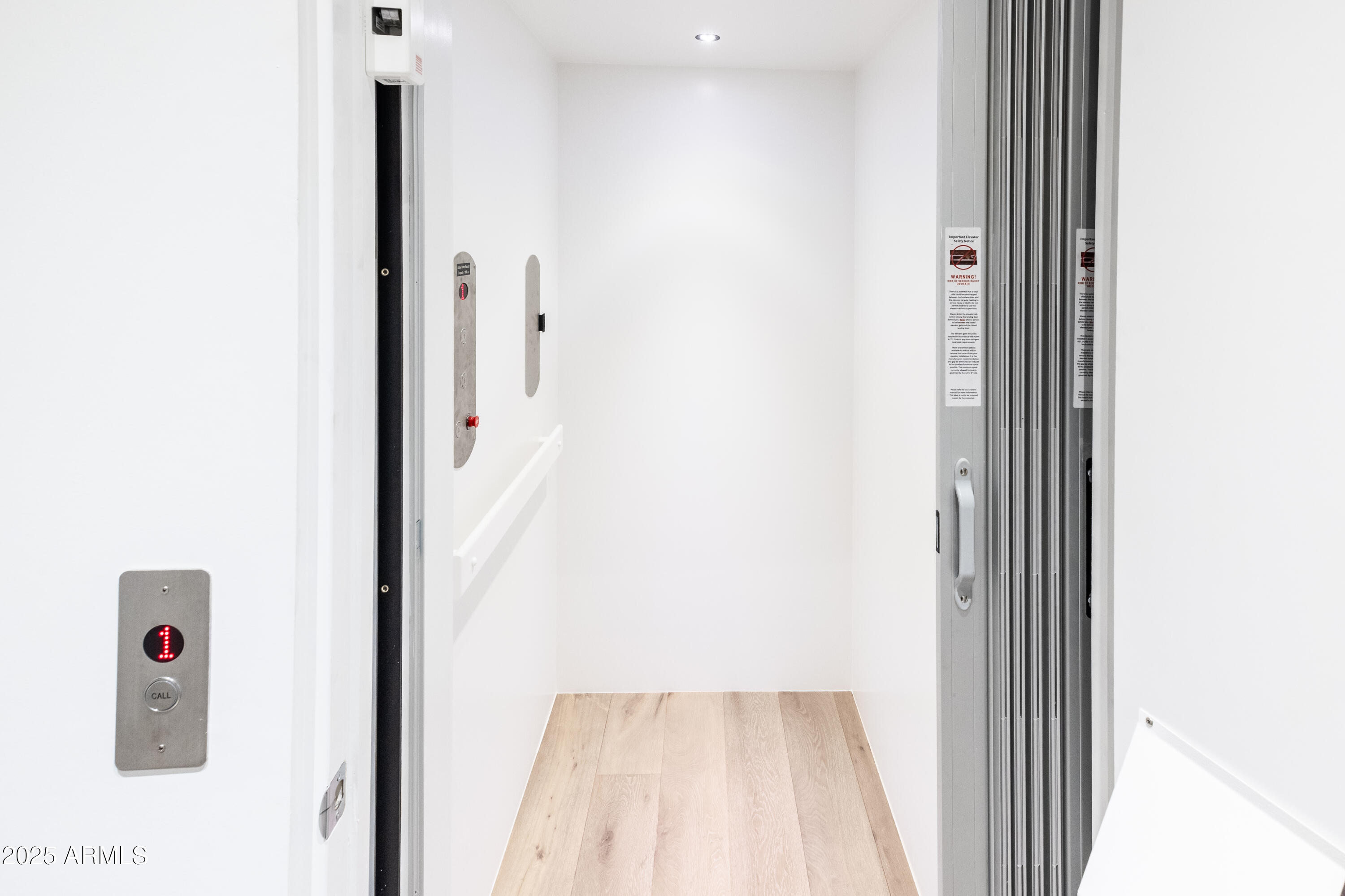 6850 East Joshua Tree Lane Paradise Valley, AZ 85253 - Photo 34 of 39 a view of a bedroom from a hallway