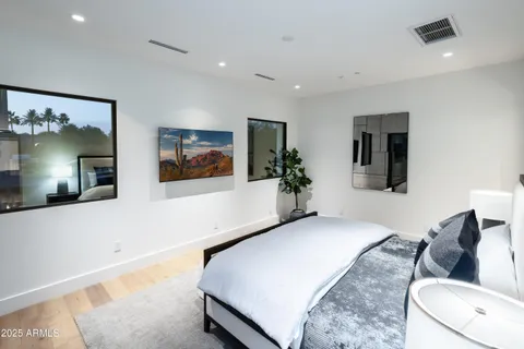 $5,495,000 | 6850 East Joshua Tree Lane, Paradise Valley, AZ 85253