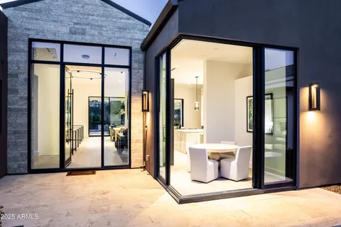 $5,495,000 | 6850 East Joshua Tree Lane, Paradise Valley, AZ 85253