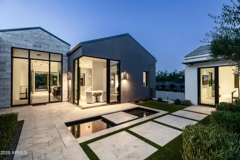 $5,495,000 | 6850 East Joshua Tree Lane, Paradise Valley, AZ 85253