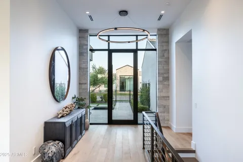 $5,495,000 | 6850 East Joshua Tree Lane, Paradise Valley, AZ 85253