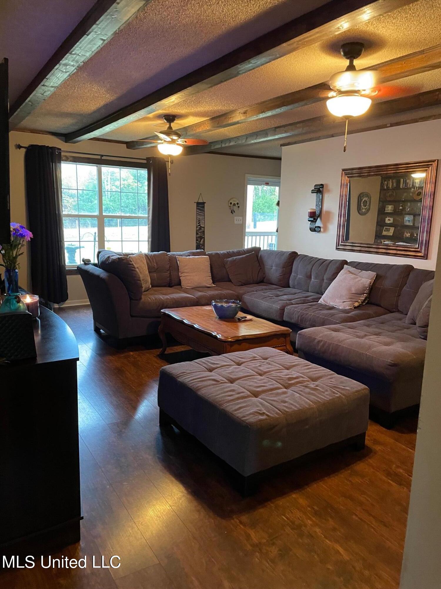 832 Watson Road Byhalia, MS 38611 - Photo 2 of 19 IMG_0716