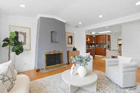 $1,295,000 | 2487 33rd Avenue, San Francisco, CA 94116