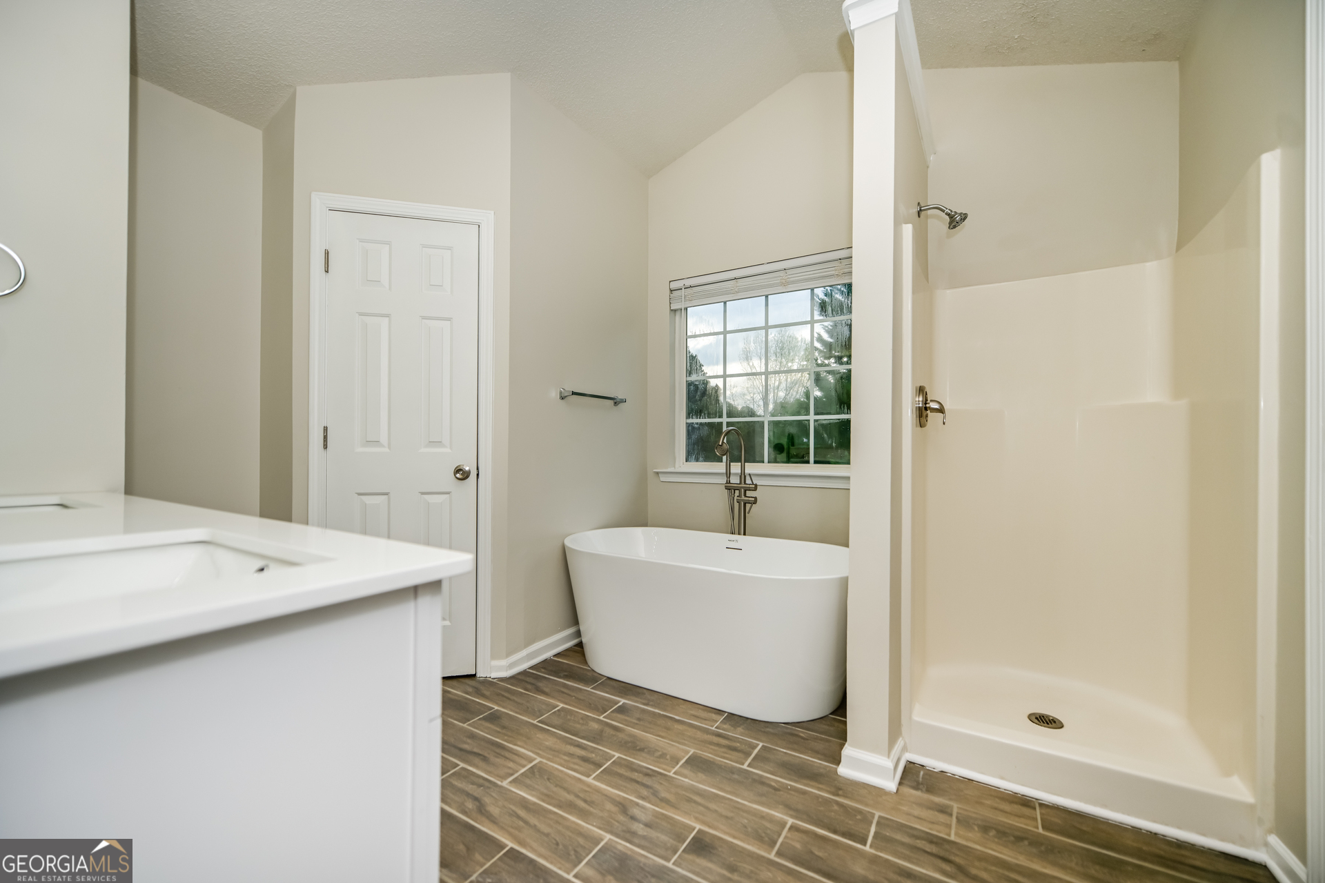 1038 South Hampton Road Hampton, GA 30228 - Photo 8 of 17