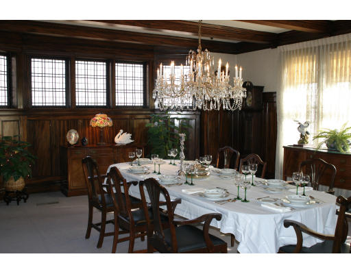 83 Ridgewood Terrace Springfield, MA 01105 - Photo 8 of 8 a dining table with chairs and window
