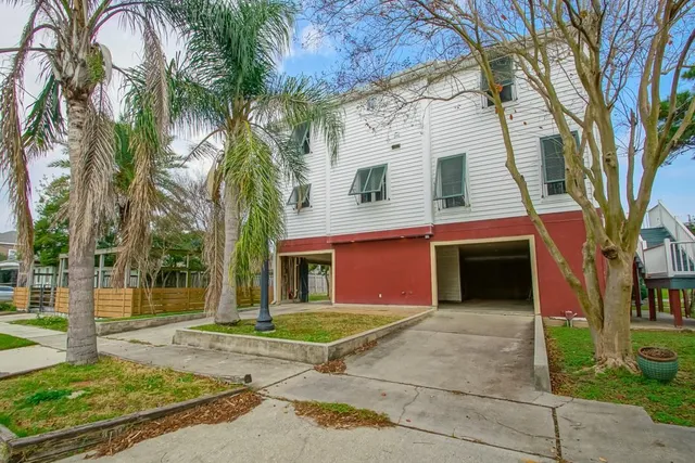 $850,000 | 107 West Brooks Street, New Orleans, LA 70124