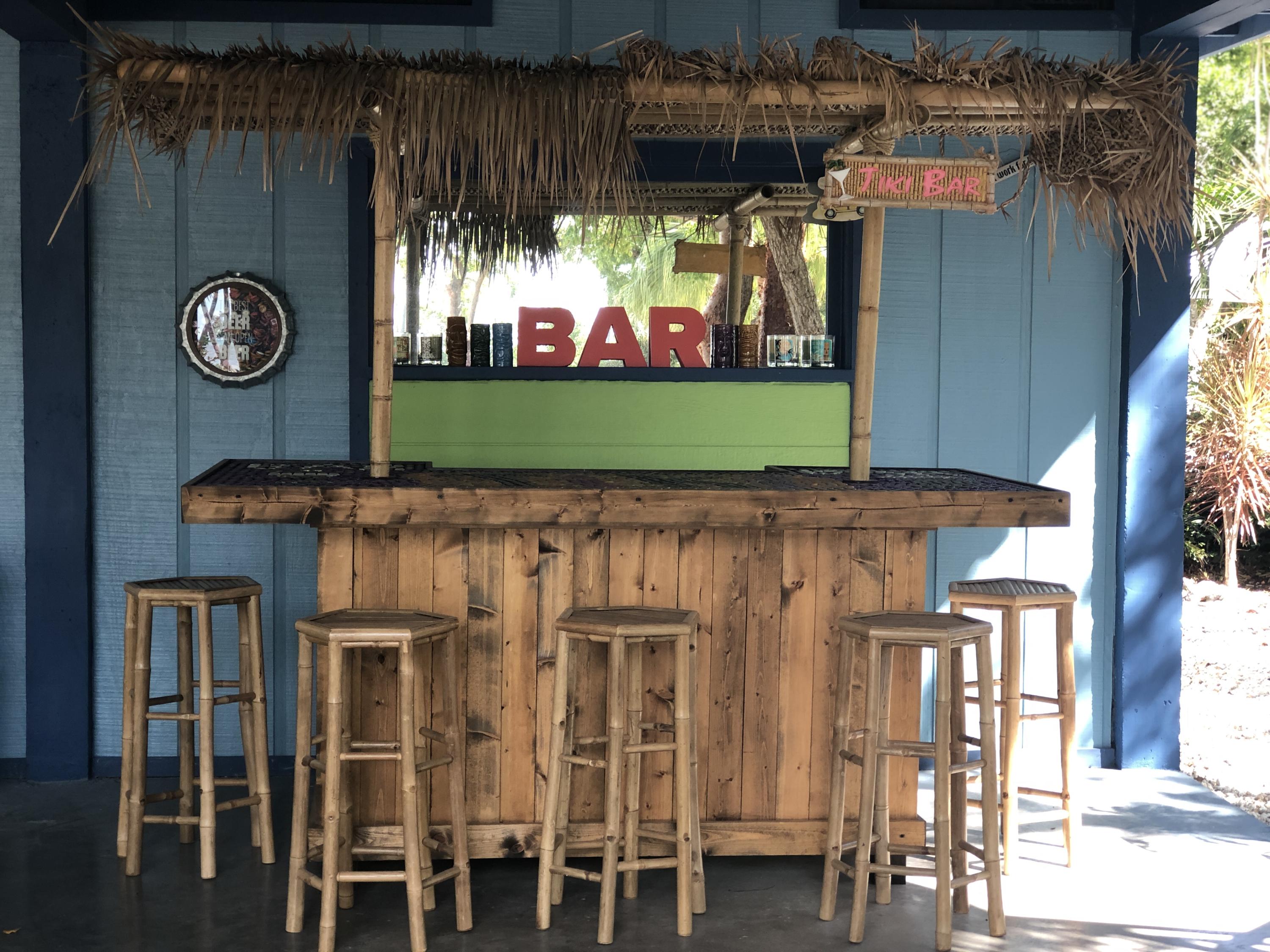 216 Coral Road Islamorada, FL 33036 - Photo 27 of 34 tiki bar