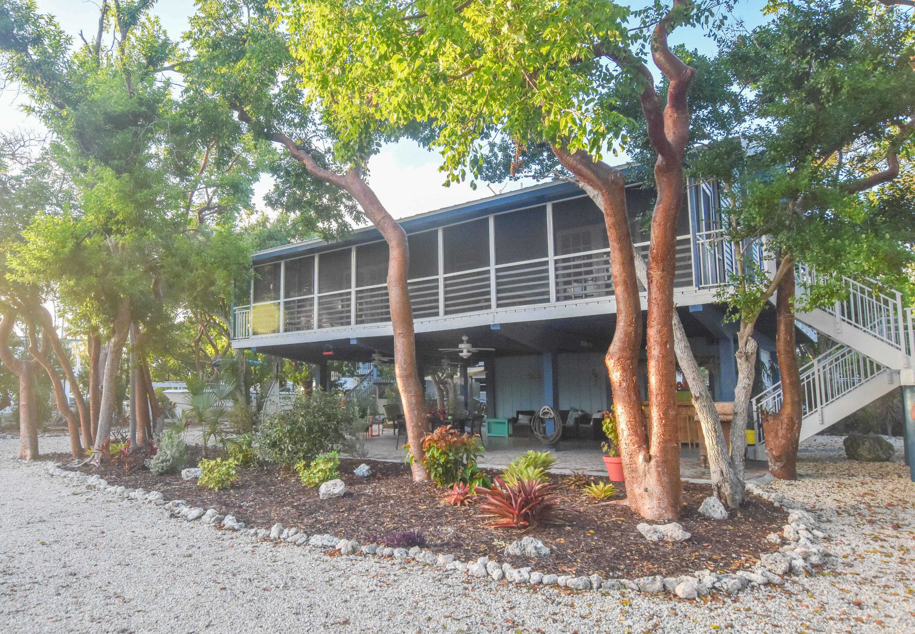 216 Coral Road Islamorada, FL 33036 - Photo 9 of 34 House from side-1
