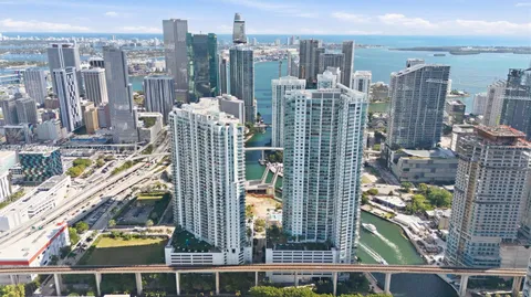 $649,000 | 92 Southwest 3rd Street, Unit 1604, Miami, FL 33130