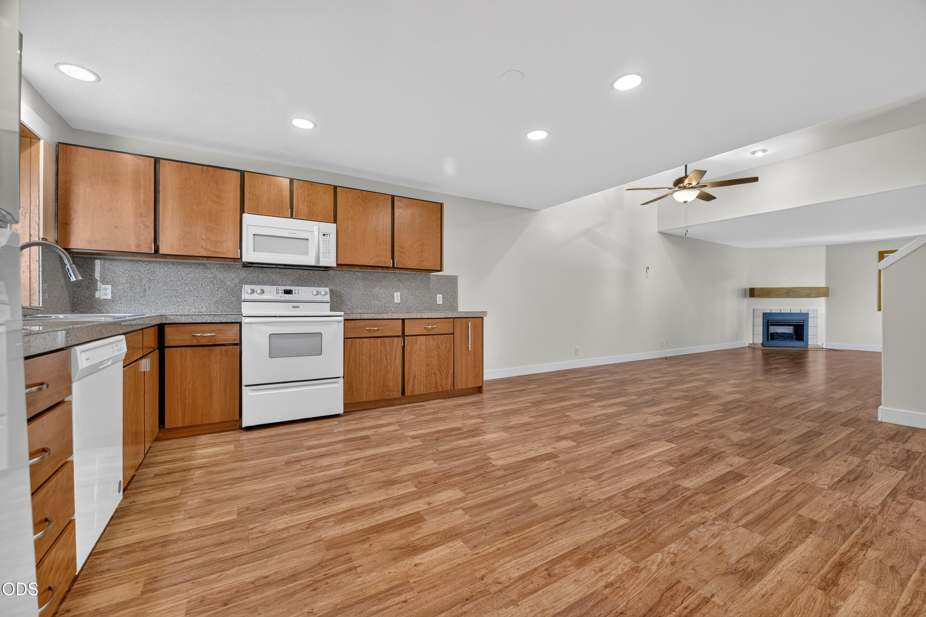 1050 Northeast Butler Market Road, Unit 47 Bend, OR 97701 - Photo 6 of 37