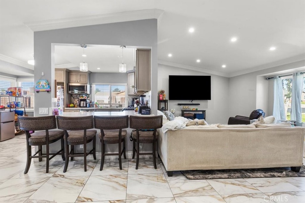 661 Woodhill Street Rialto, CA 92376 - Photo 21 of 49