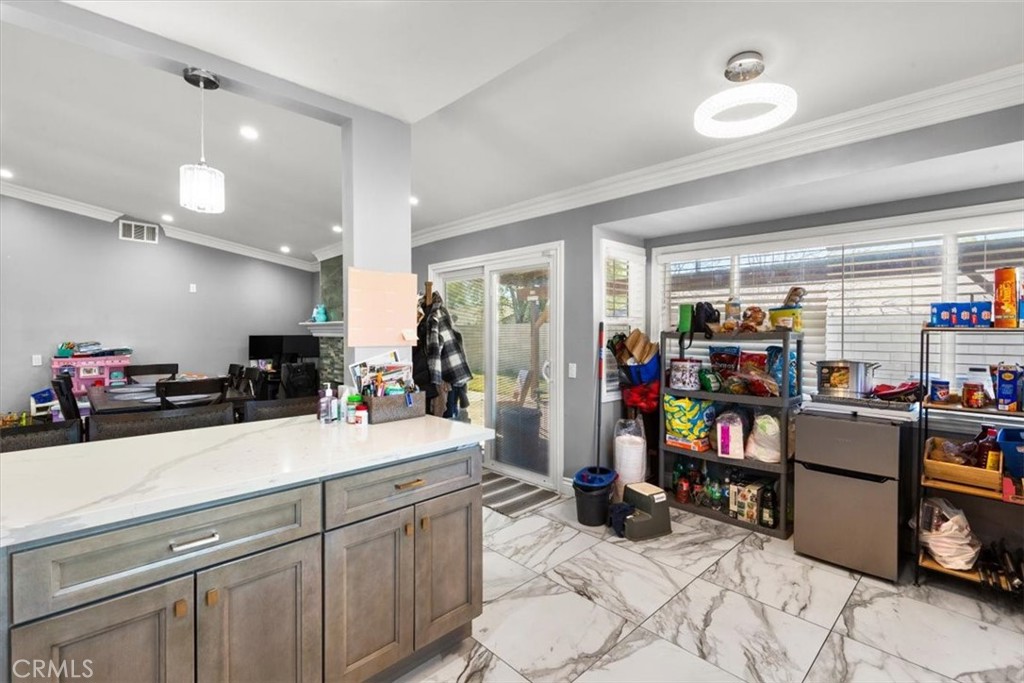 661 Woodhill Street Rialto, CA 92376 - Photo 23 of 49