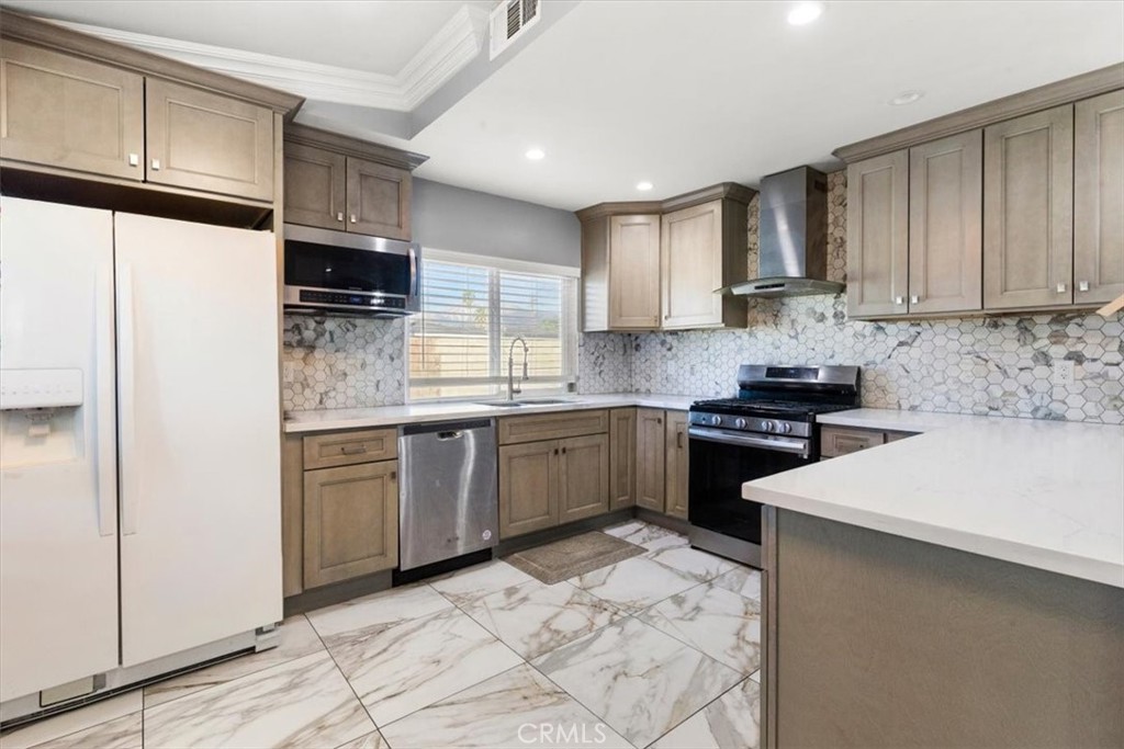 661 Woodhill Street Rialto, CA 92376 - Photo 10 of 49