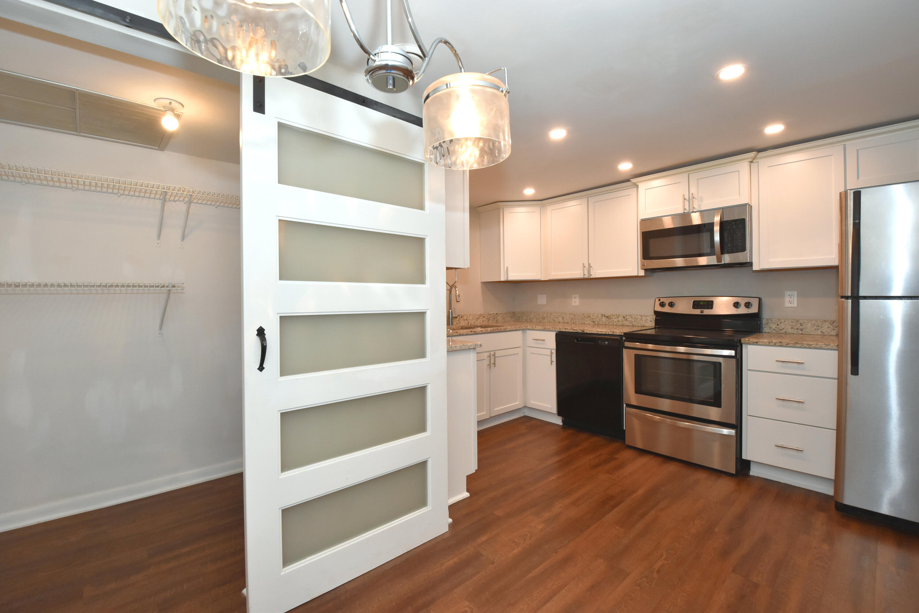 111 11th Street, Unit 1CN Racine, WI 53403 - Photo 11 of 49 Kitchen