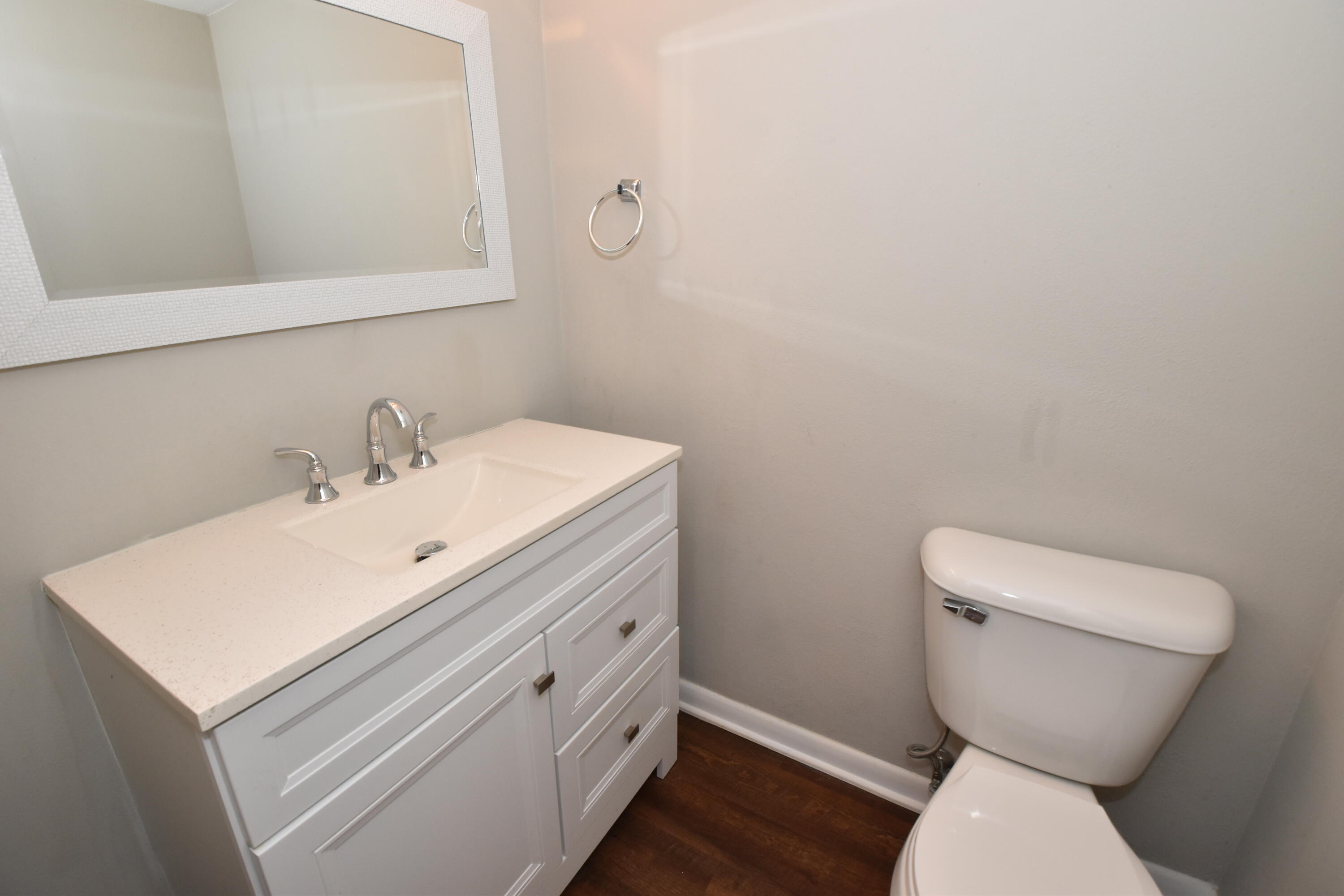 111 11th Street, Unit 1CN Racine, WI 53403 - Photo 26 of 49 Bath