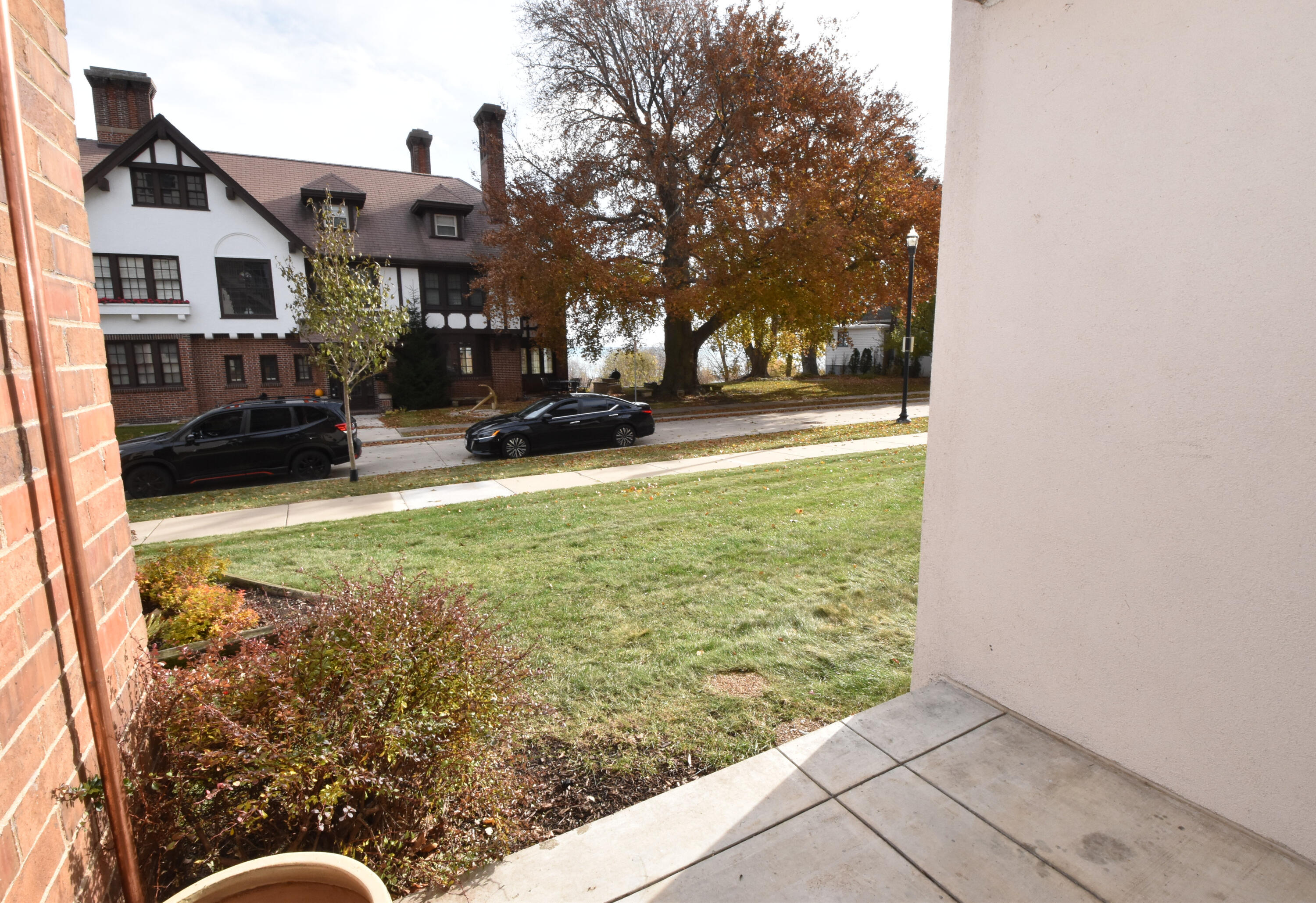 111 11th Street, Unit 1CN Racine, WI 53403 - Photo 32 of 49 Patio