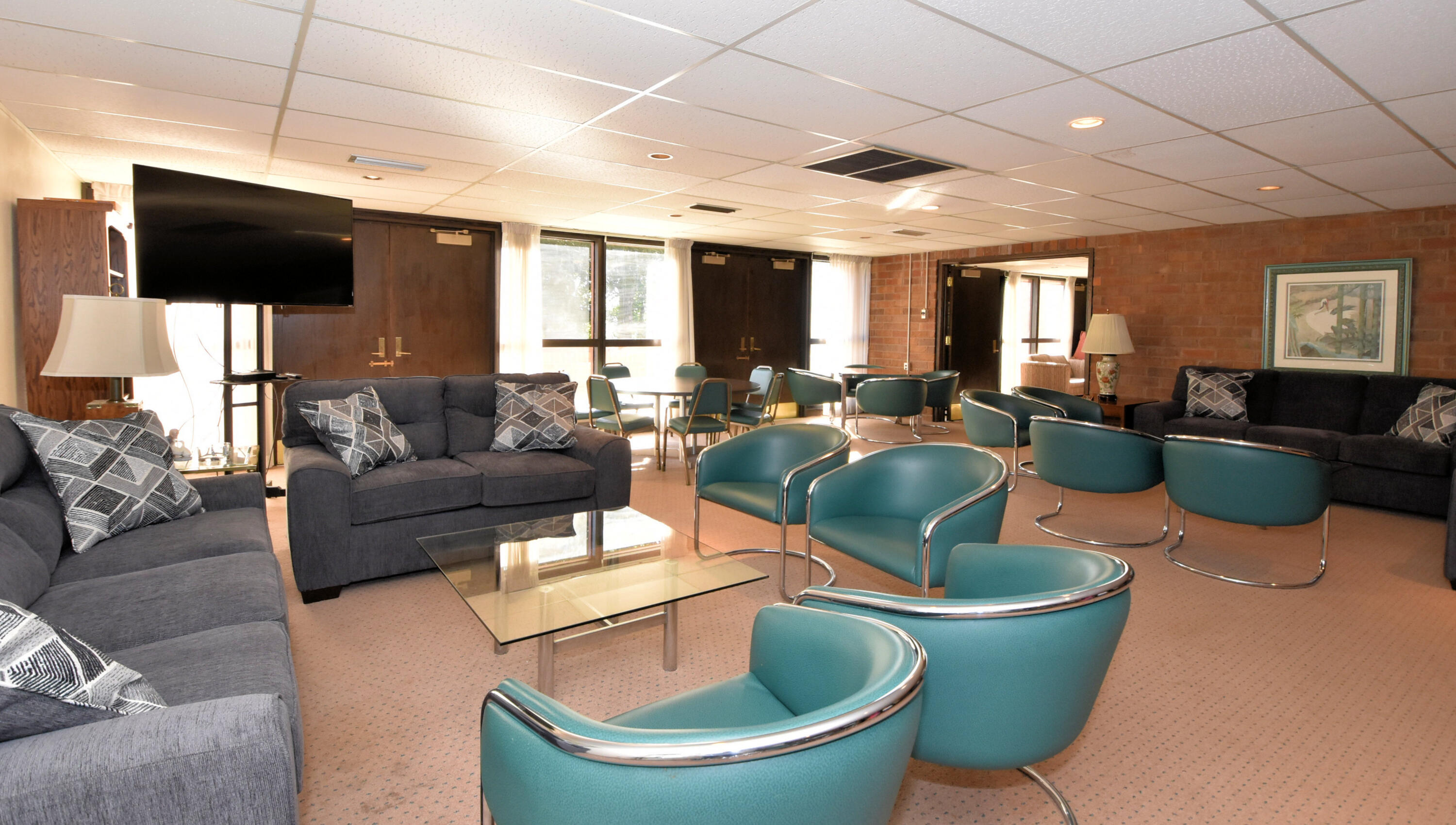 111 11th Street, Unit 1CN Racine, WI 53403 - Photo 36 of 49 Community Room