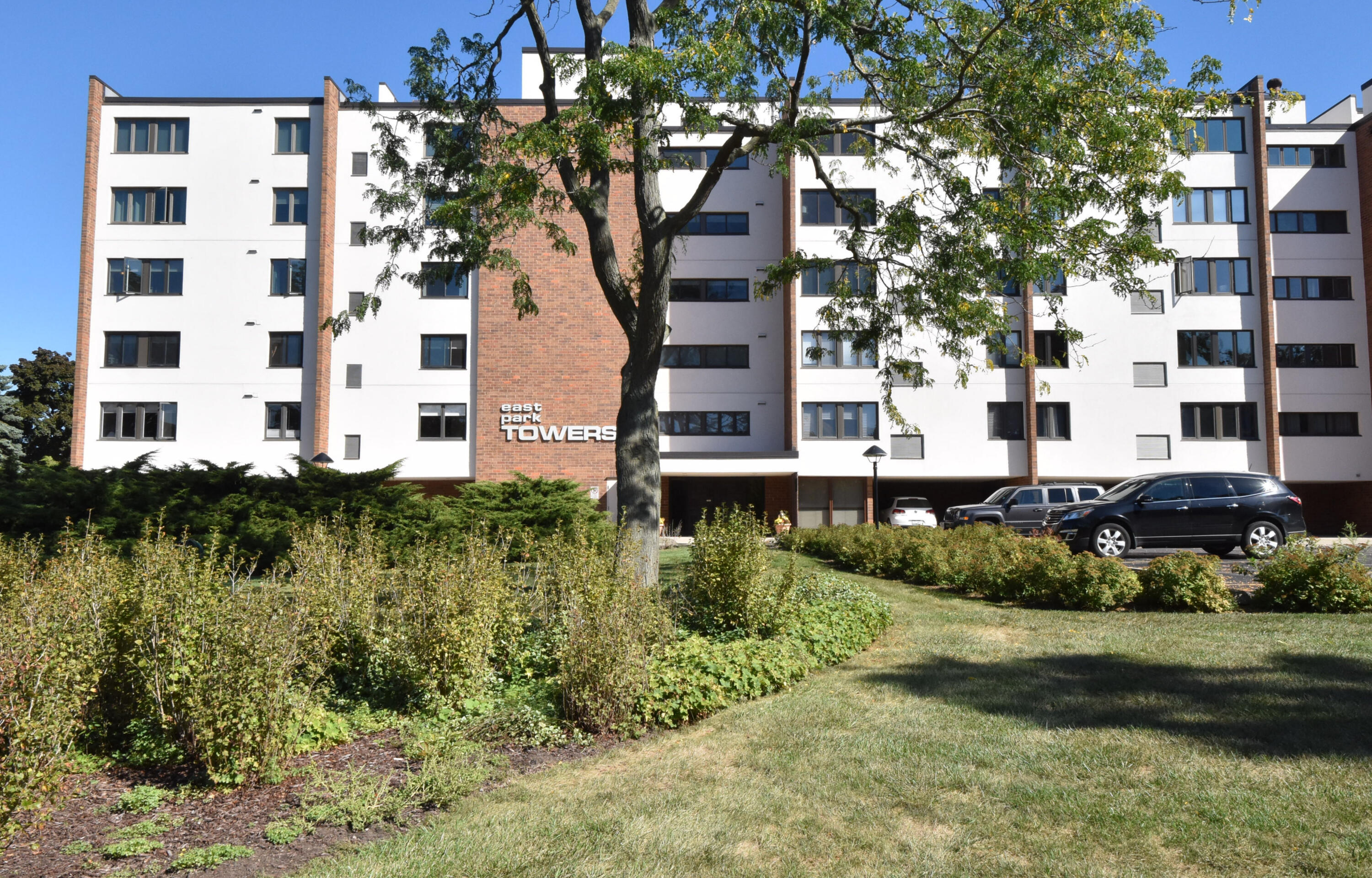 111 11th Street, Unit 1CN Racine, WI 53403 - Photo 45 of 49 Front