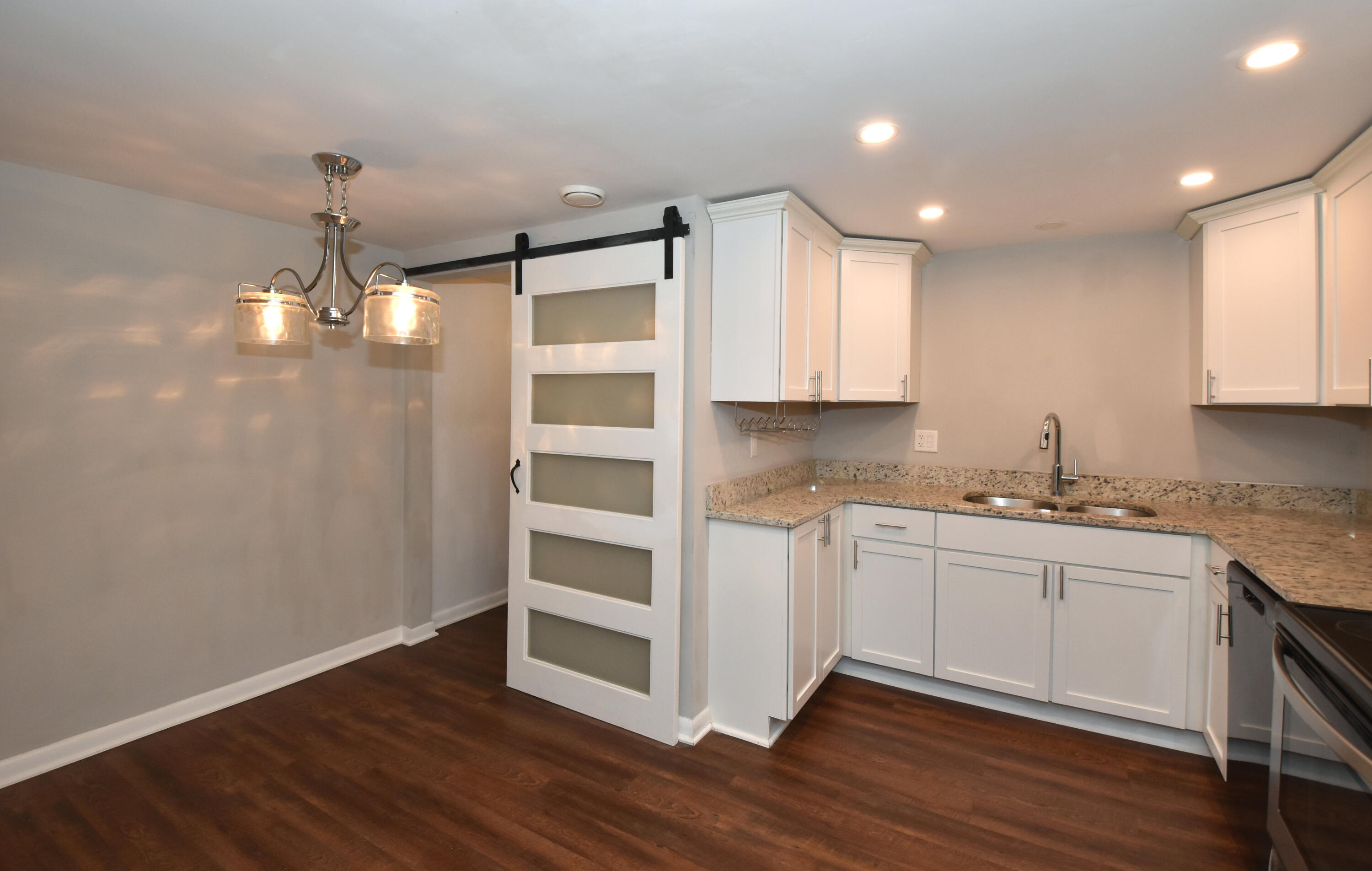 111 11th Street, Unit 1CN Racine, WI 53403 - Photo 10 of 49 Kitchen