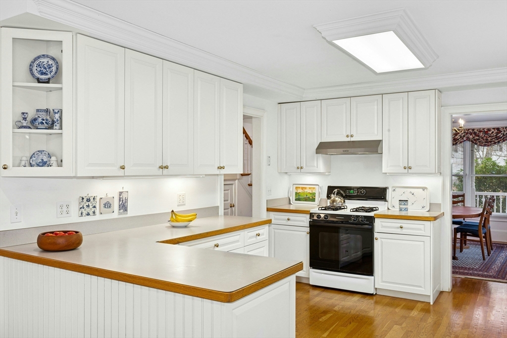 69 Bridge Street Lexington, MA 02421 - Photo 15 of 38