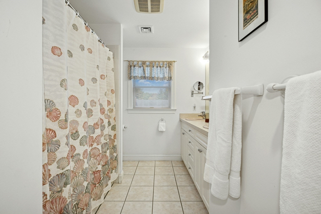 69 Bridge Street Lexington, MA 02421 - Photo 27 of 38