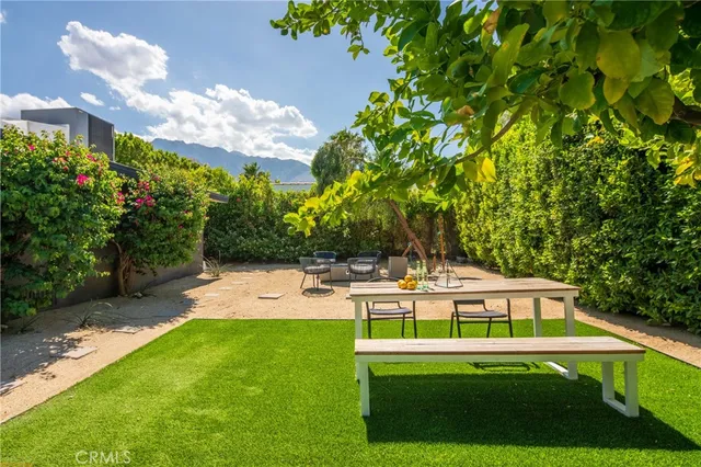 $999,000 | 250 West Cortez Road, Palm Springs, CA 92262