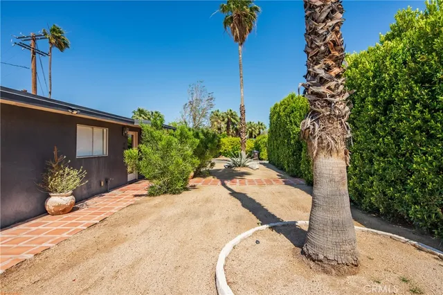 $999,000 | 250 West Cortez Road, Palm Springs, CA 92262