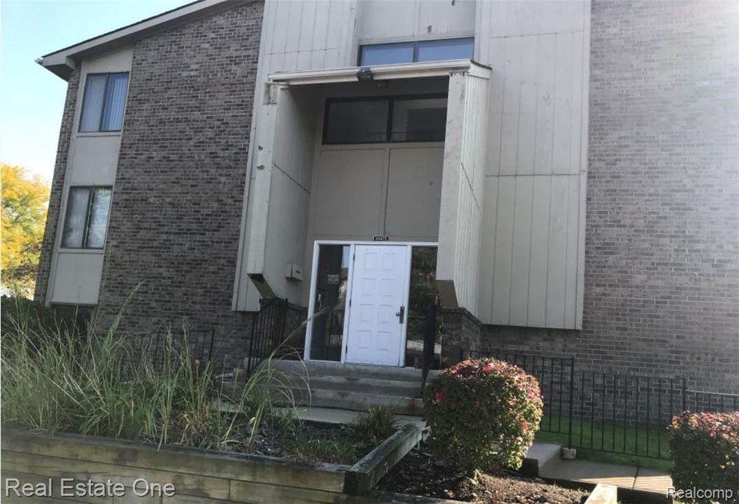 30475 West 14 Mile Road, Unit 90 Farmington, MI 48334 - Photo 1 of 1 fourteen mile.JPG