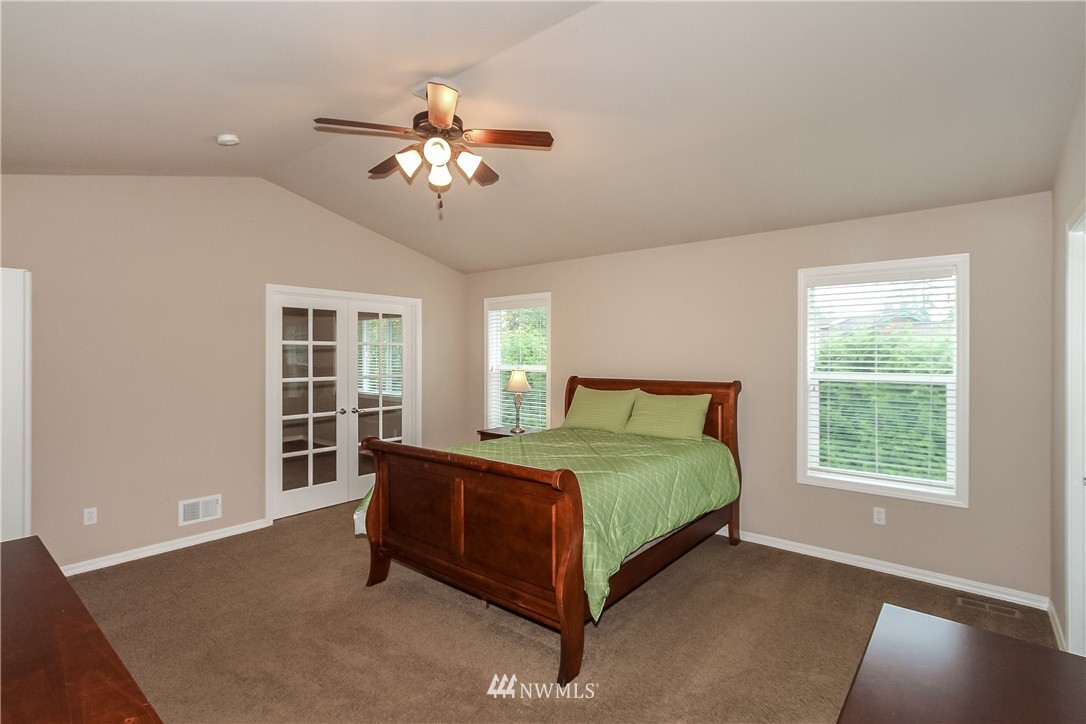 4017 214th Street Southeast Bothell, WA 98021 - Photo 13 of 25